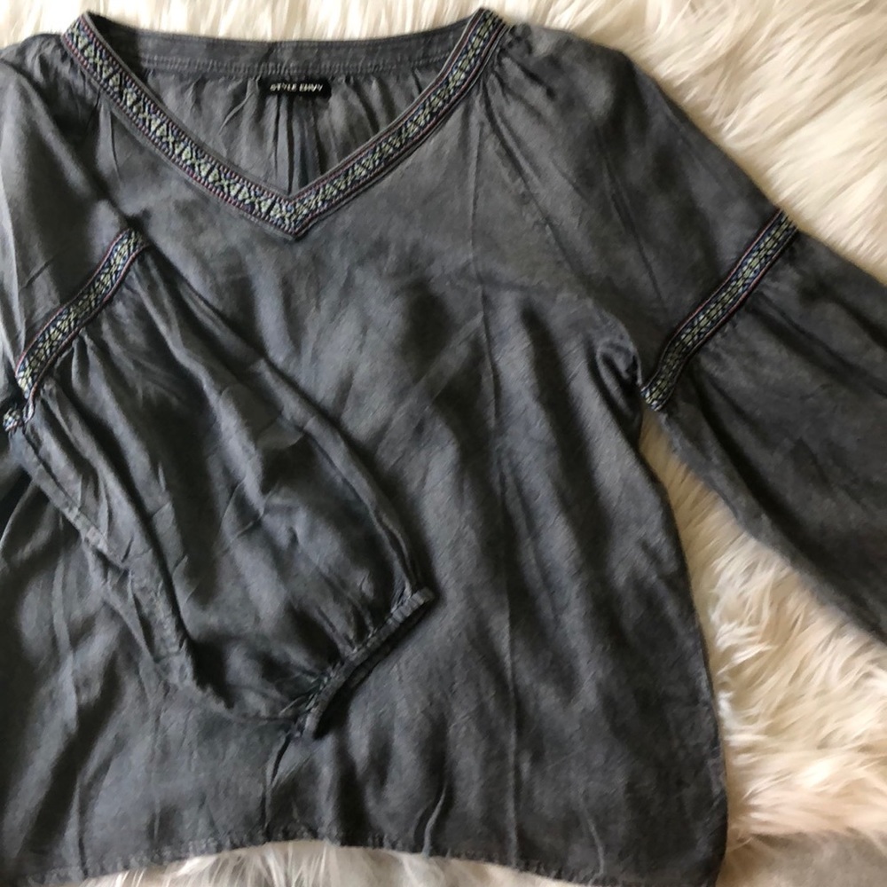 **SOLD** Boho blouse - Picture 3 of 3